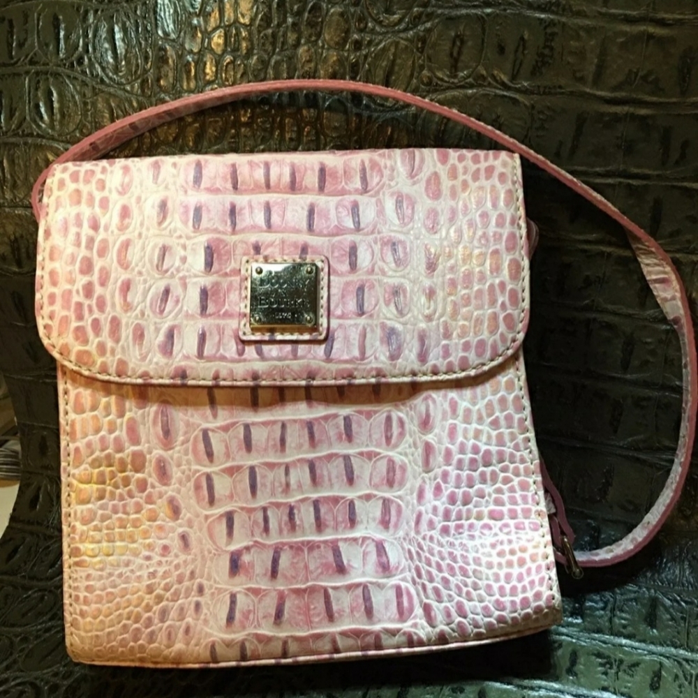 Dooney & Bourke